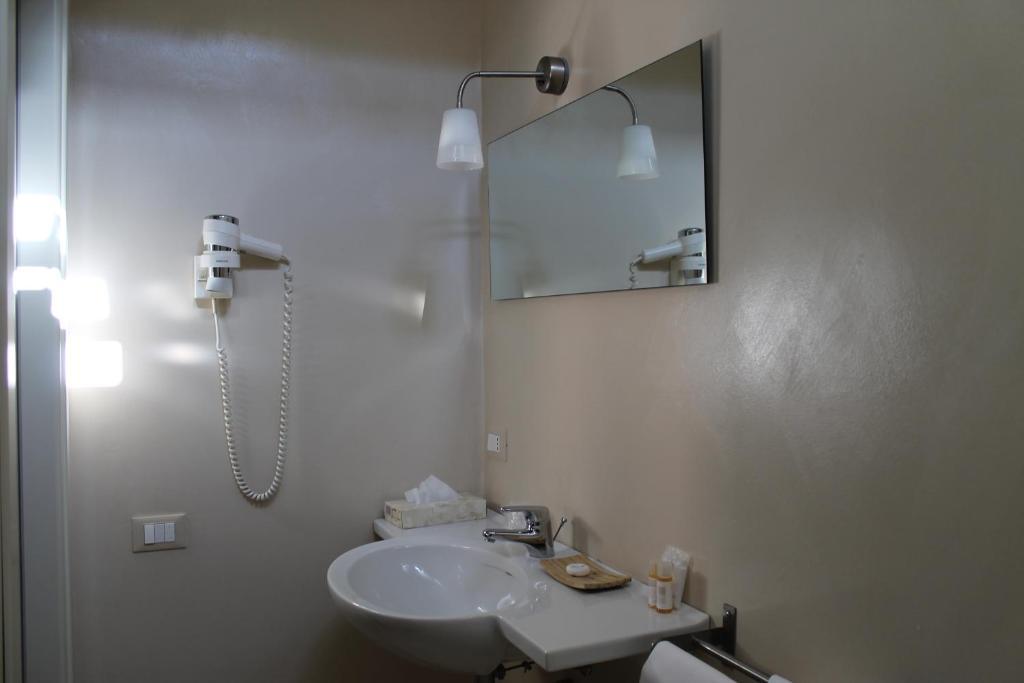 Hotel Touring Livorno Pokoj fotografie